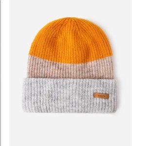 Barts Suzam beanie NWT